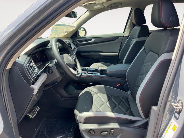 new 2025 Volkswagen Atlas car, priced at $42,956