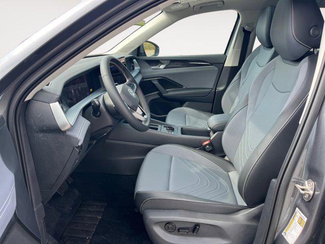 new 2025 Volkswagen Tiguan car, priced at $33,112