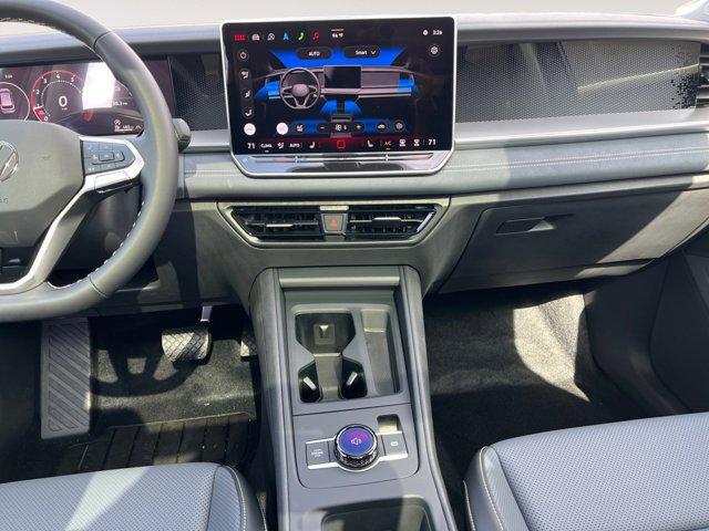 new 2025 Volkswagen Tiguan car, priced at $33,112