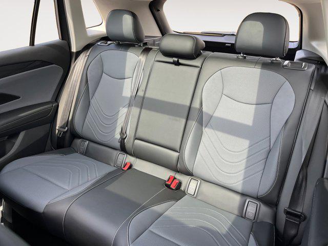new 2025 Volkswagen Tiguan car, priced at $33,112