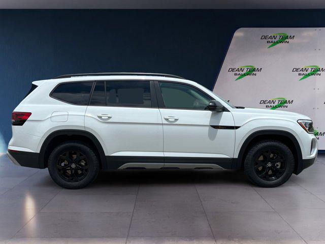 new 2025 Volkswagen Atlas car, priced at $41,806