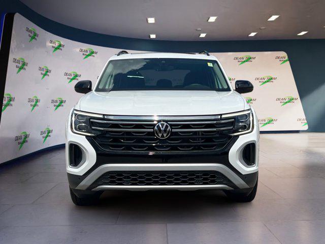 new 2025 Volkswagen Atlas car, priced at $41,806