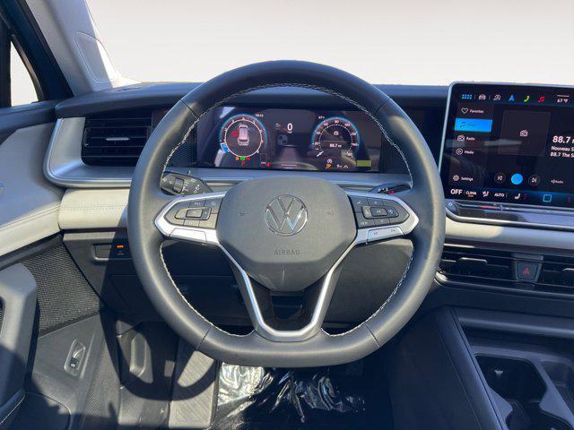 new 2025 Volkswagen Tiguan car, priced at $36,231