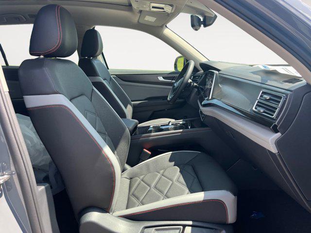 new 2025 Volkswagen Atlas car, priced at $49,761