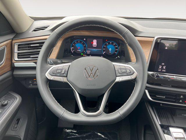 new 2025 Volkswagen Atlas car, priced at $46,520