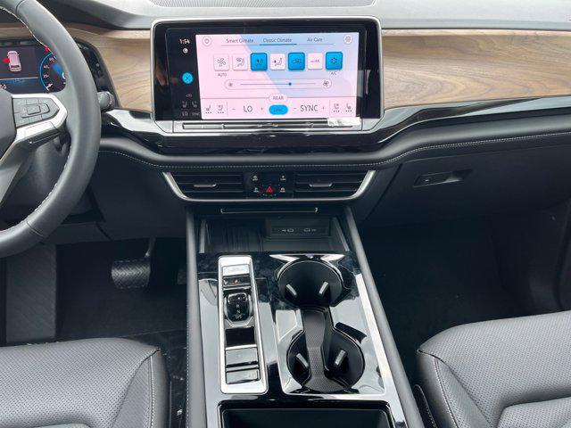 new 2025 Volkswagen Atlas car, priced at $46,520