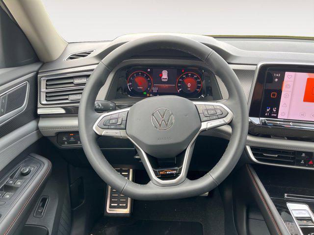 new 2025 Volkswagen Atlas car, priced at $49,306