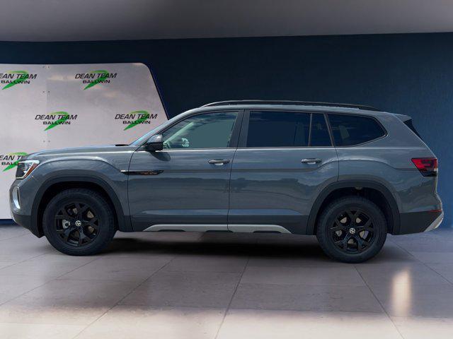 new 2025 Volkswagen Atlas car, priced at $42,261