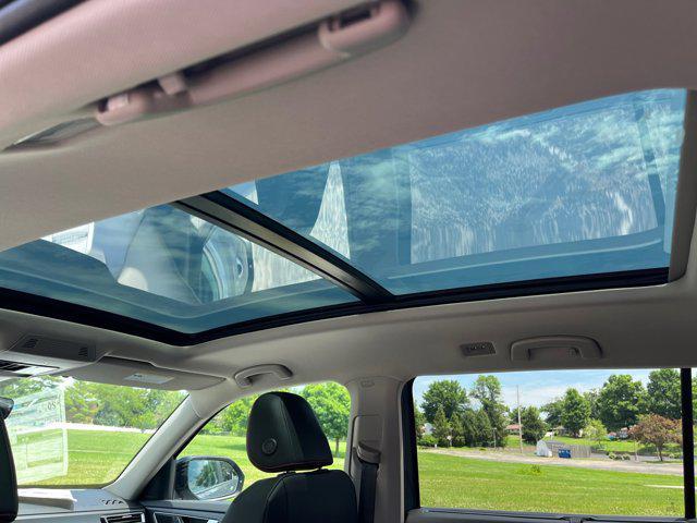 new 2025 Volkswagen Atlas car, priced at $42,261