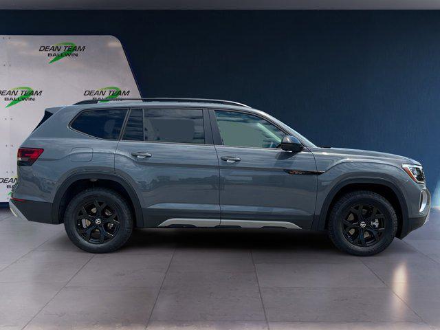 new 2025 Volkswagen Atlas car, priced at $42,261