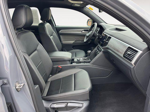 used 2022 Volkswagen Atlas Cross Sport car, priced at $28,995