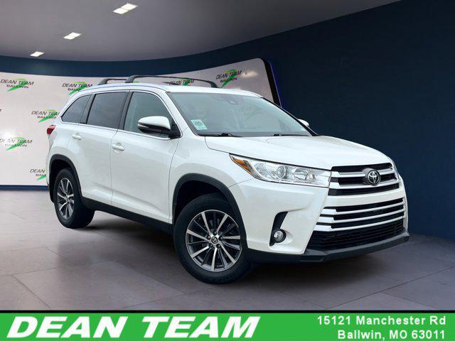 used 2019 Toyota Highlander car, priced at $33,966