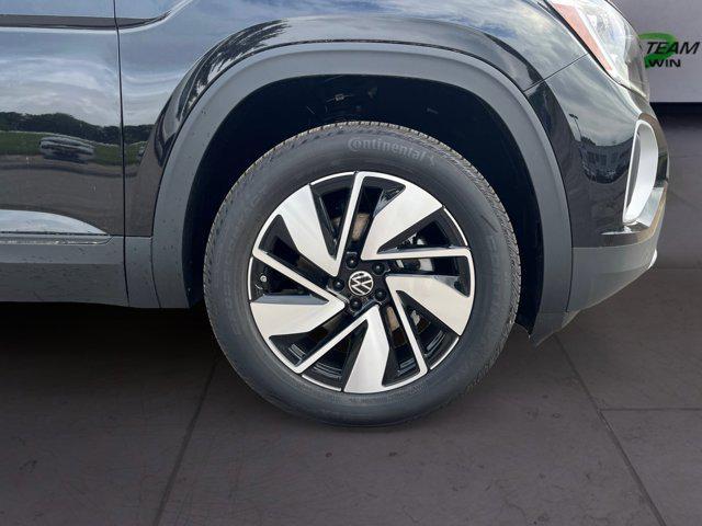 new 2025 Volkswagen Atlas car, priced at $46,750