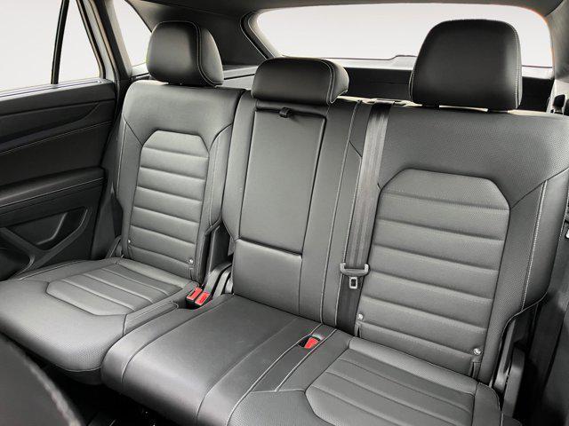 new 2024 Volkswagen Atlas Cross Sport car, priced at $52,116