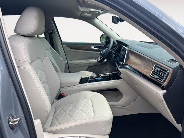 new 2025 Volkswagen Atlas car, priced at $47,345