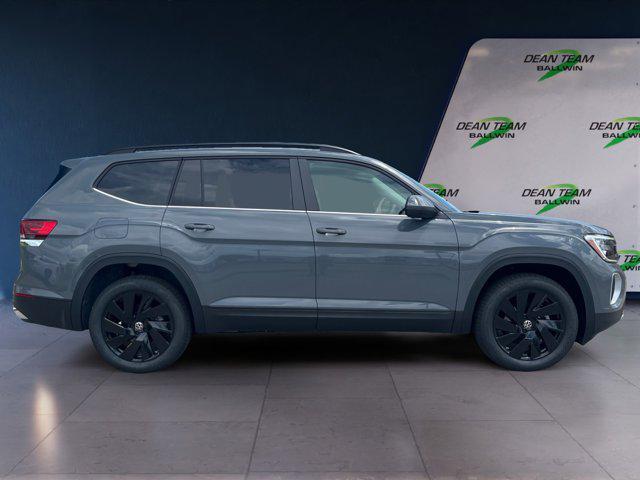 new 2025 Volkswagen Atlas car, priced at $47,345