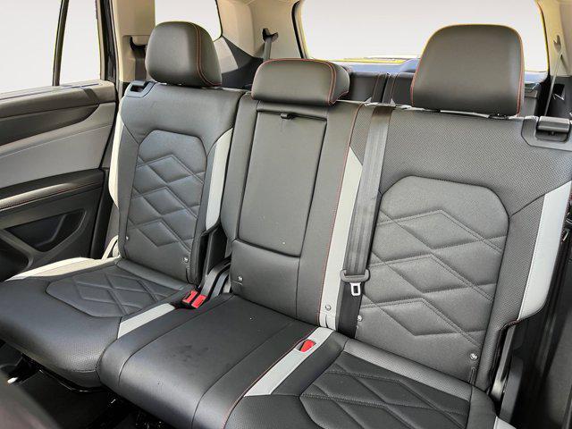 new 2025 Volkswagen Atlas car, priced at $41,806