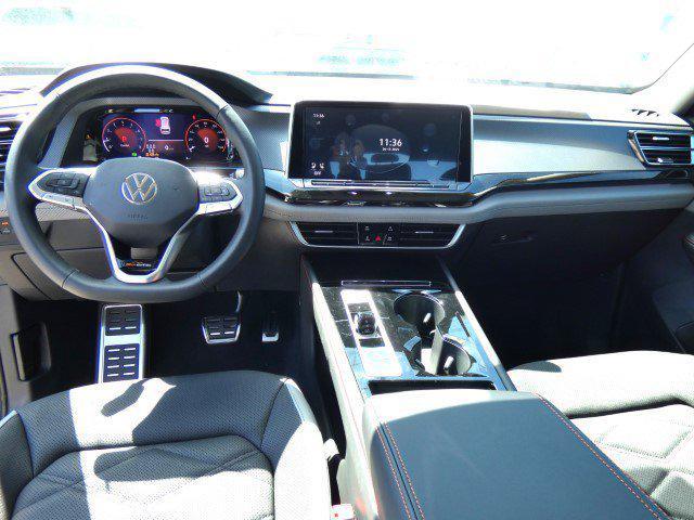 new 2025 Volkswagen Atlas car, priced at $49,531