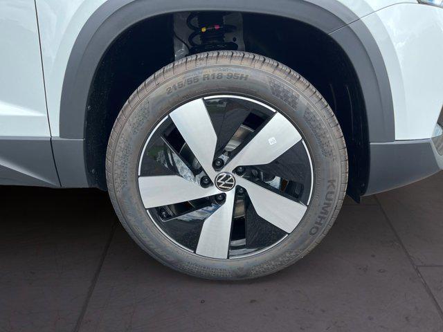 new 2025 Volkswagen Taos car, priced at $26,290