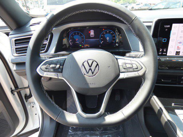 new 2025 Volkswagen Atlas Cross Sport car