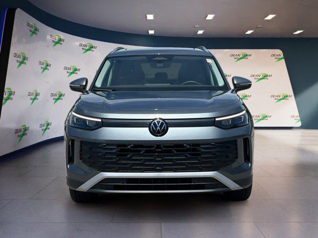 new 2025 Volkswagen Tiguan car, priced at $37,416