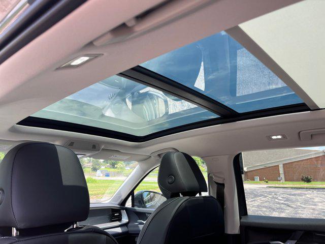 new 2025 Volkswagen Tiguan car, priced at $37,416