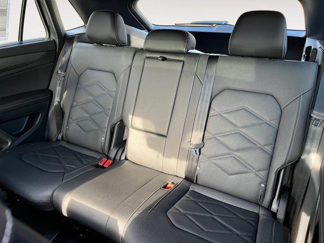 new 2026 Volkswagen Atlas Cross Sport car, priced at $47,294