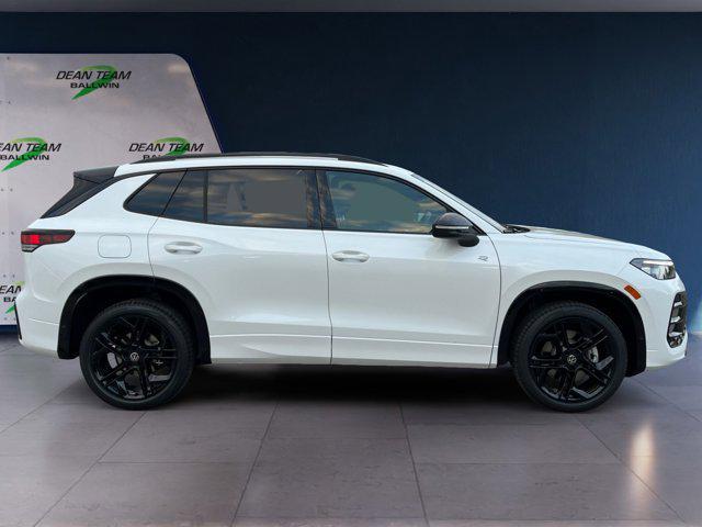 new 2026 Volkswagen Tiguan car, priced at $40,980