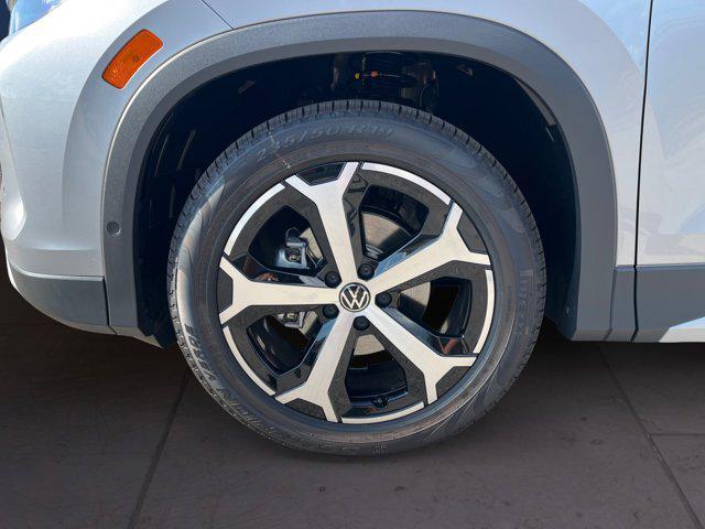 new 2025 Volkswagen Tiguan car, priced at $34,716