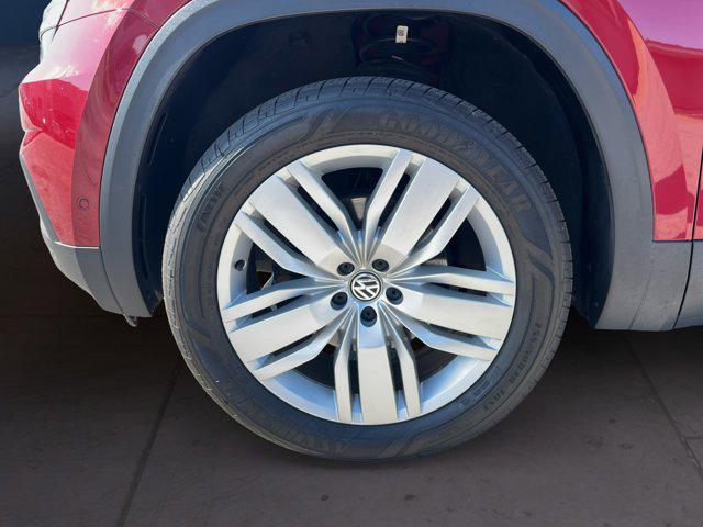used 2018 Volkswagen Atlas car, priced at $21,996