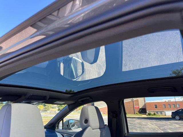 new 2025 Volkswagen ID.4 car, priced at $46,271