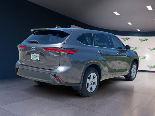 used 2021 Toyota Highlander Hybrid car, priced at $30,988