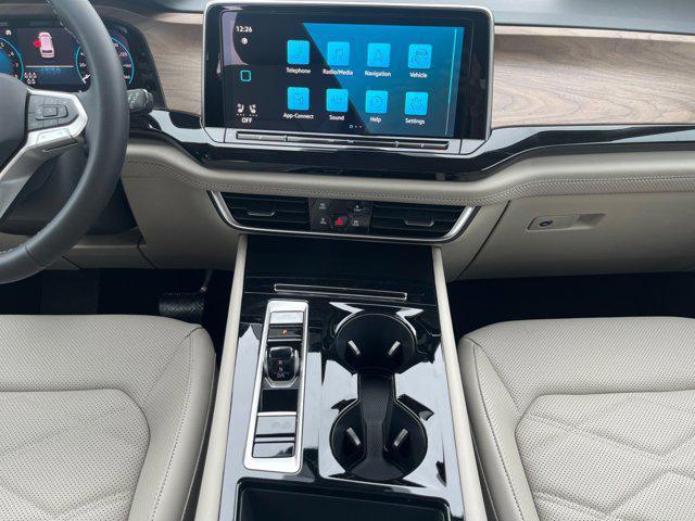 new 2025 Volkswagen Atlas car, priced at $47,345