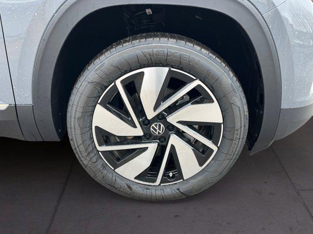 new 2026 Volkswagen Atlas car, priced at $52,581