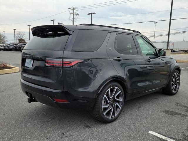 new 2024 Land Rover Discovery car, priced at $75,798