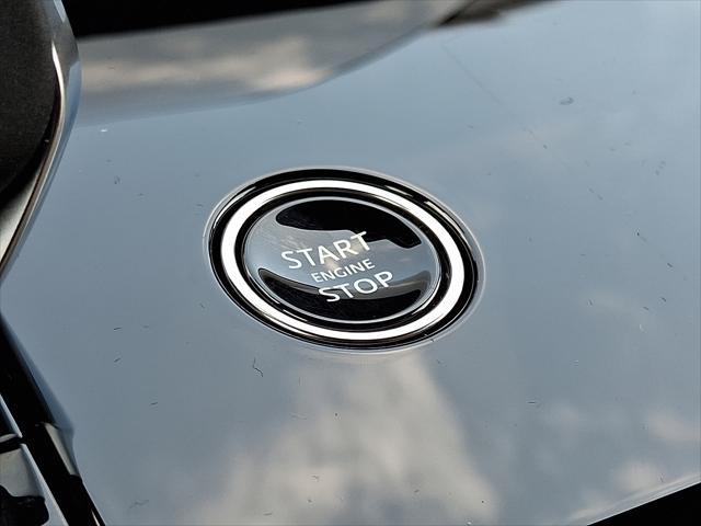 new 2025 Land Rover Range Rover Sport car, priced at $92,340