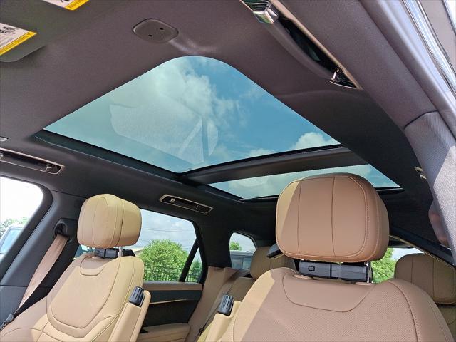 new 2025 Land Rover Range Rover Sport car, priced at $92,340