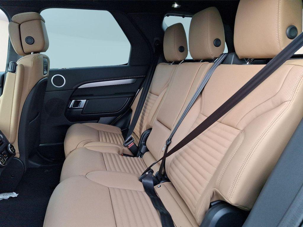 new 2025 Land Rover Discovery car, priced at $80,525