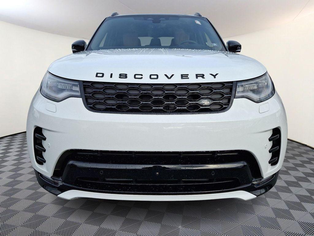 new 2025 Land Rover Discovery car, priced at $80,525