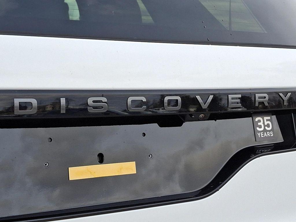 new 2025 Land Rover Discovery car, priced at $80,525