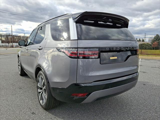 new 2025 Land Rover Discovery car, priced at $71,318