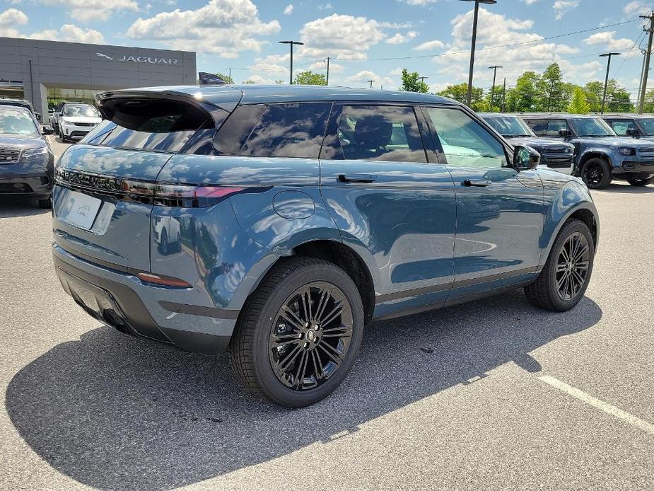 new 2024 Land Rover Range Rover Evoque car