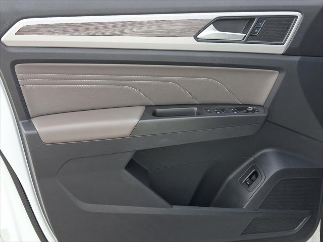used 2022 Volkswagen Atlas Cross Sport car, priced at $30,790