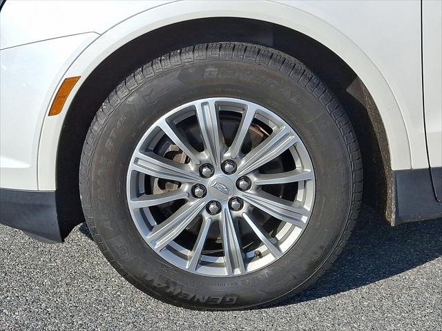 used 2017 Cadillac XT5 car, priced at $17,890