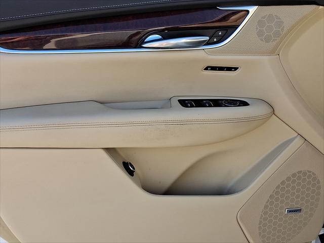 used 2017 Cadillac XT5 car, priced at $17,890