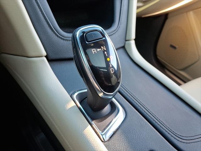 used 2017 Cadillac XT5 car, priced at $17,890