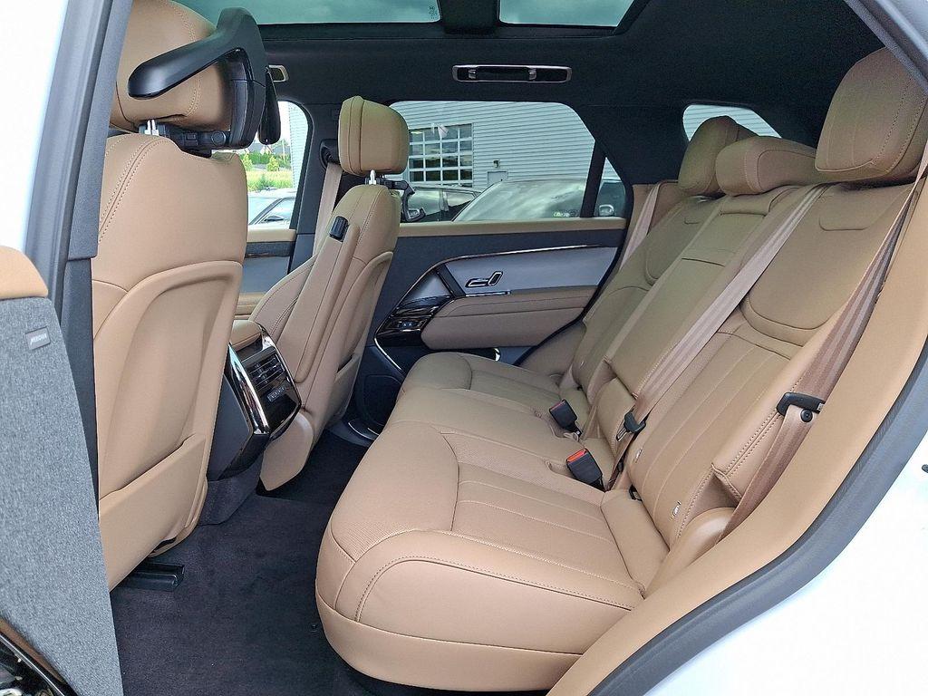 new 2025 Land Rover Range Rover Sport car, priced at $92,945
