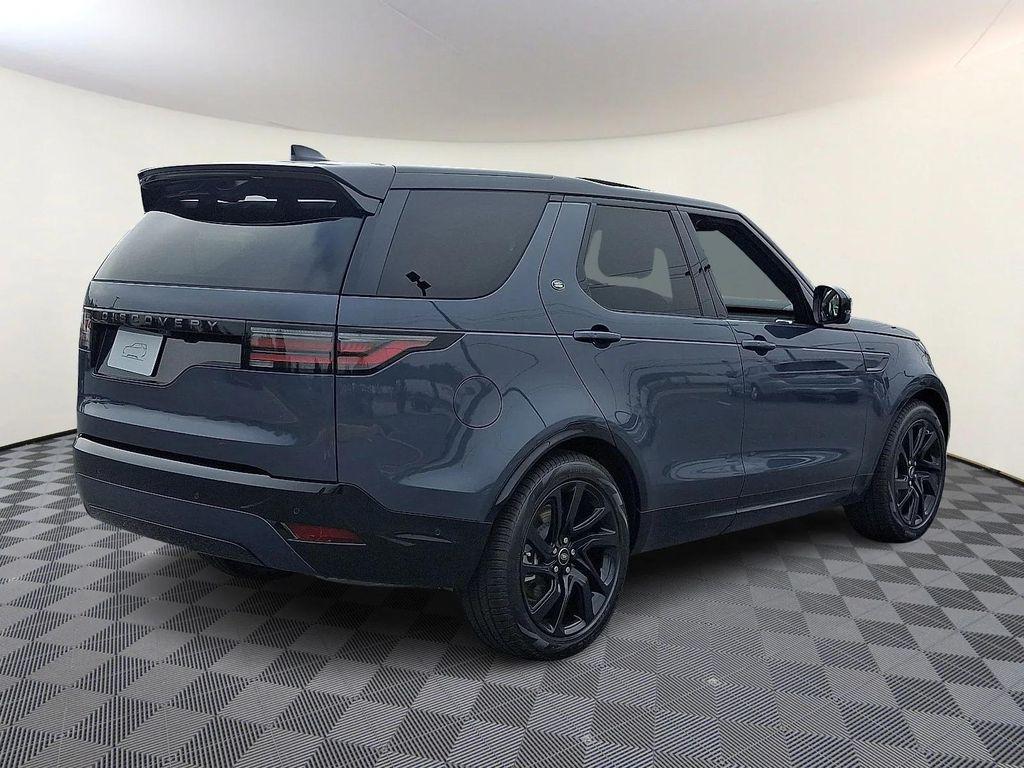 new 2025 Land Rover Discovery car, priced at $69,268