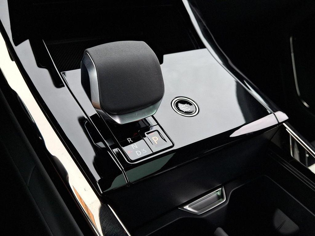 new 2025 Land Rover Range Rover Sport car, priced at $102,370