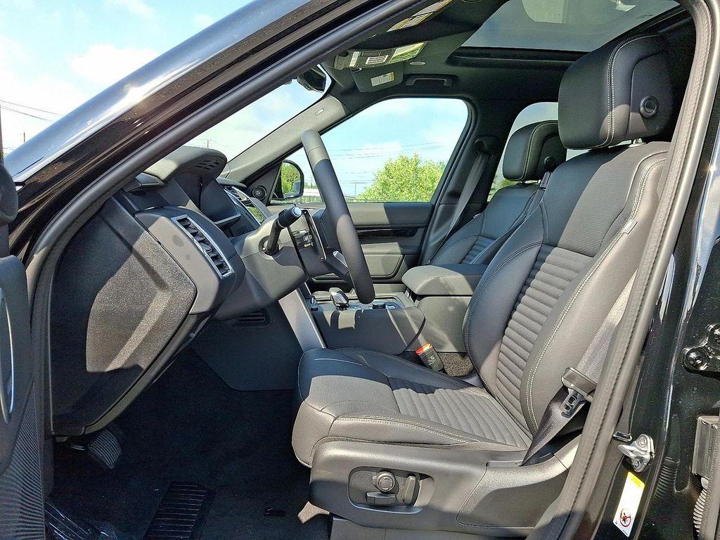 new 2025 Land Rover Discovery car, priced at $69,093